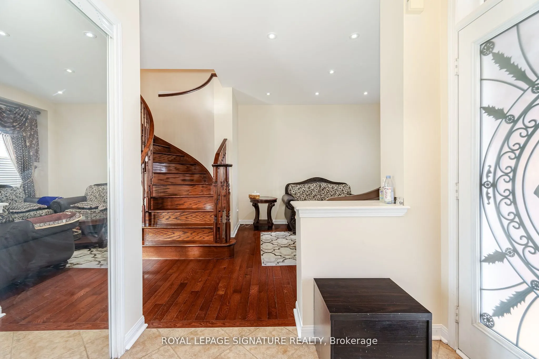 21 Alboreto Way