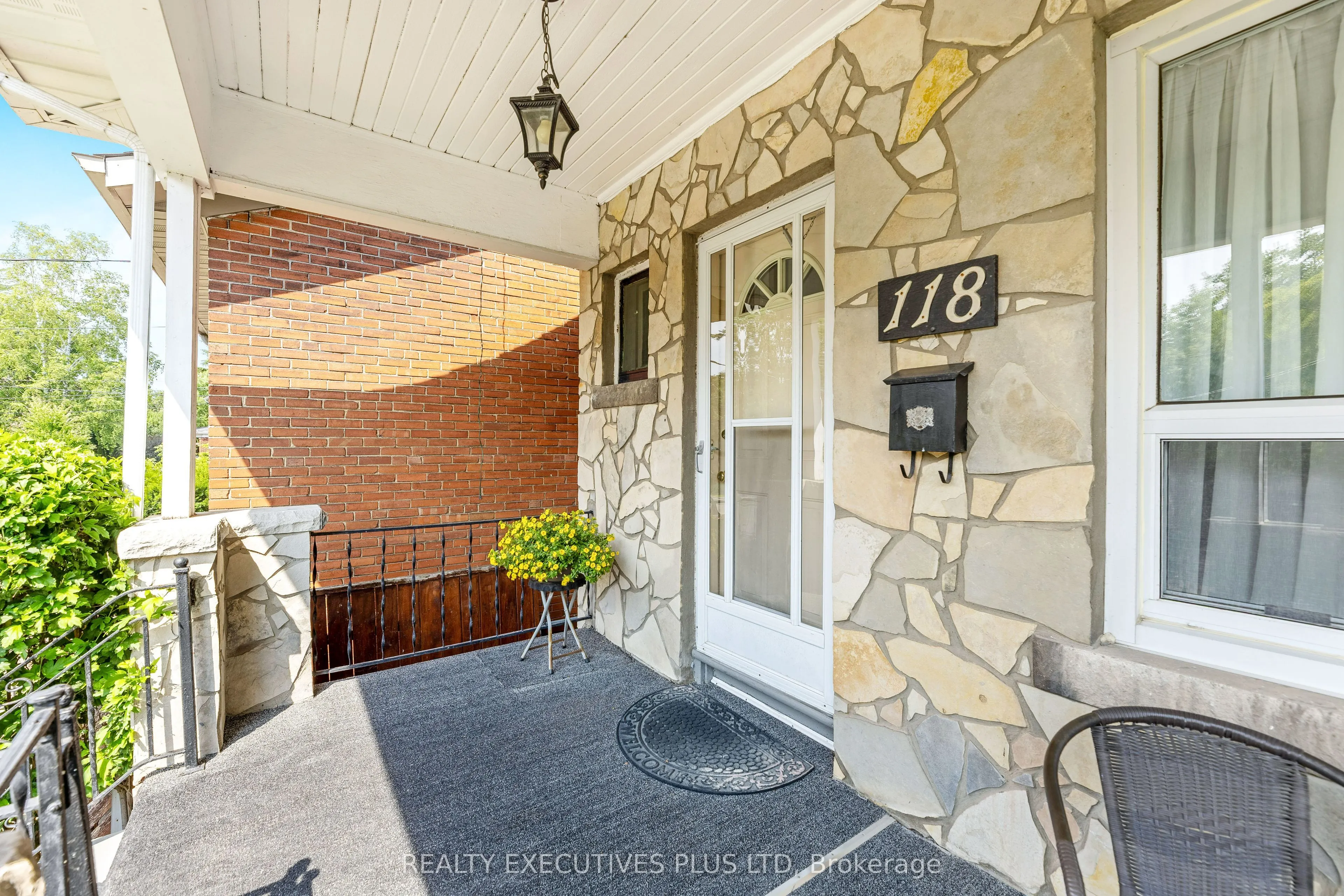 118 Alder Crescent