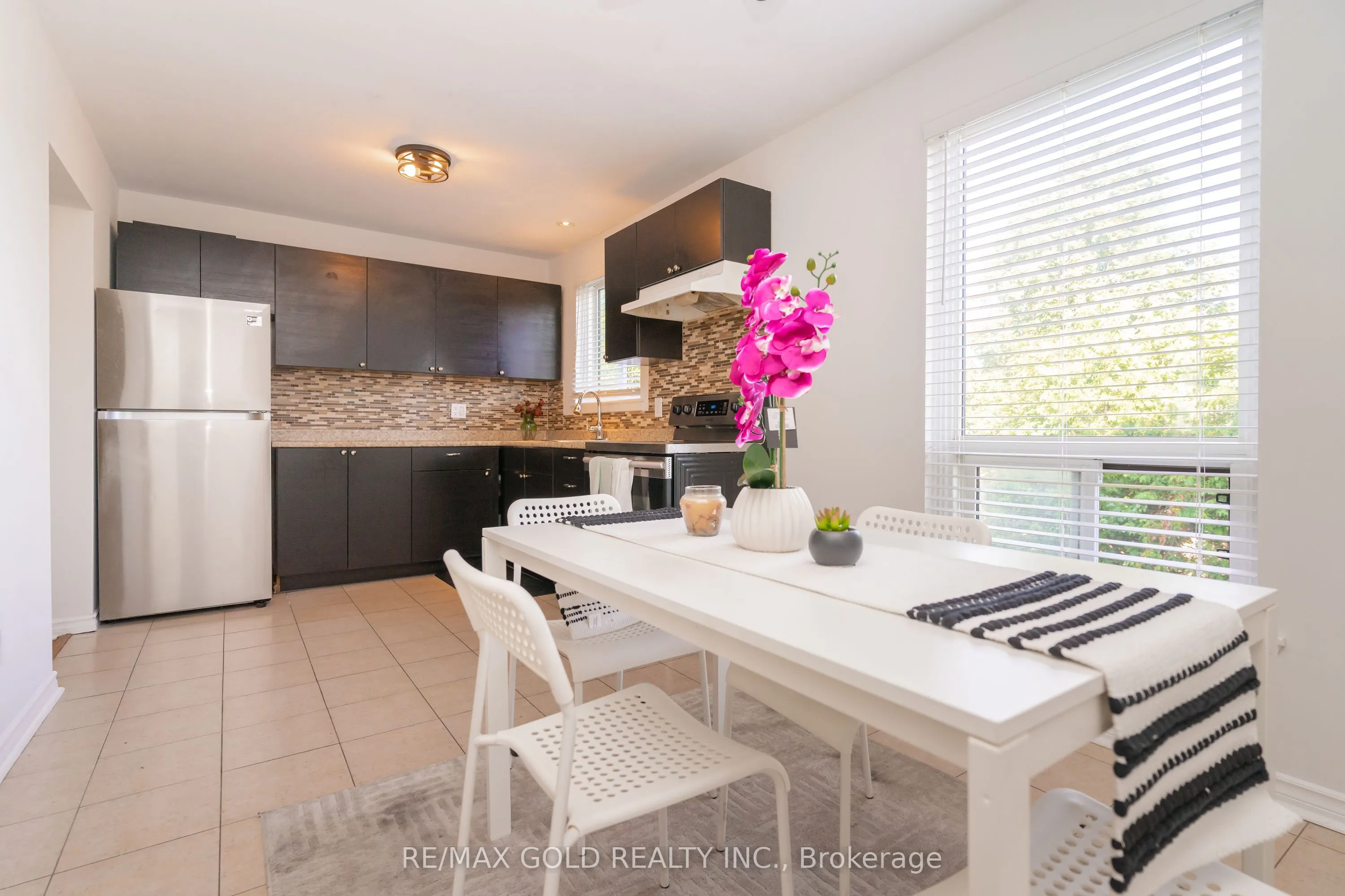 57 GUILDFORD Crescent