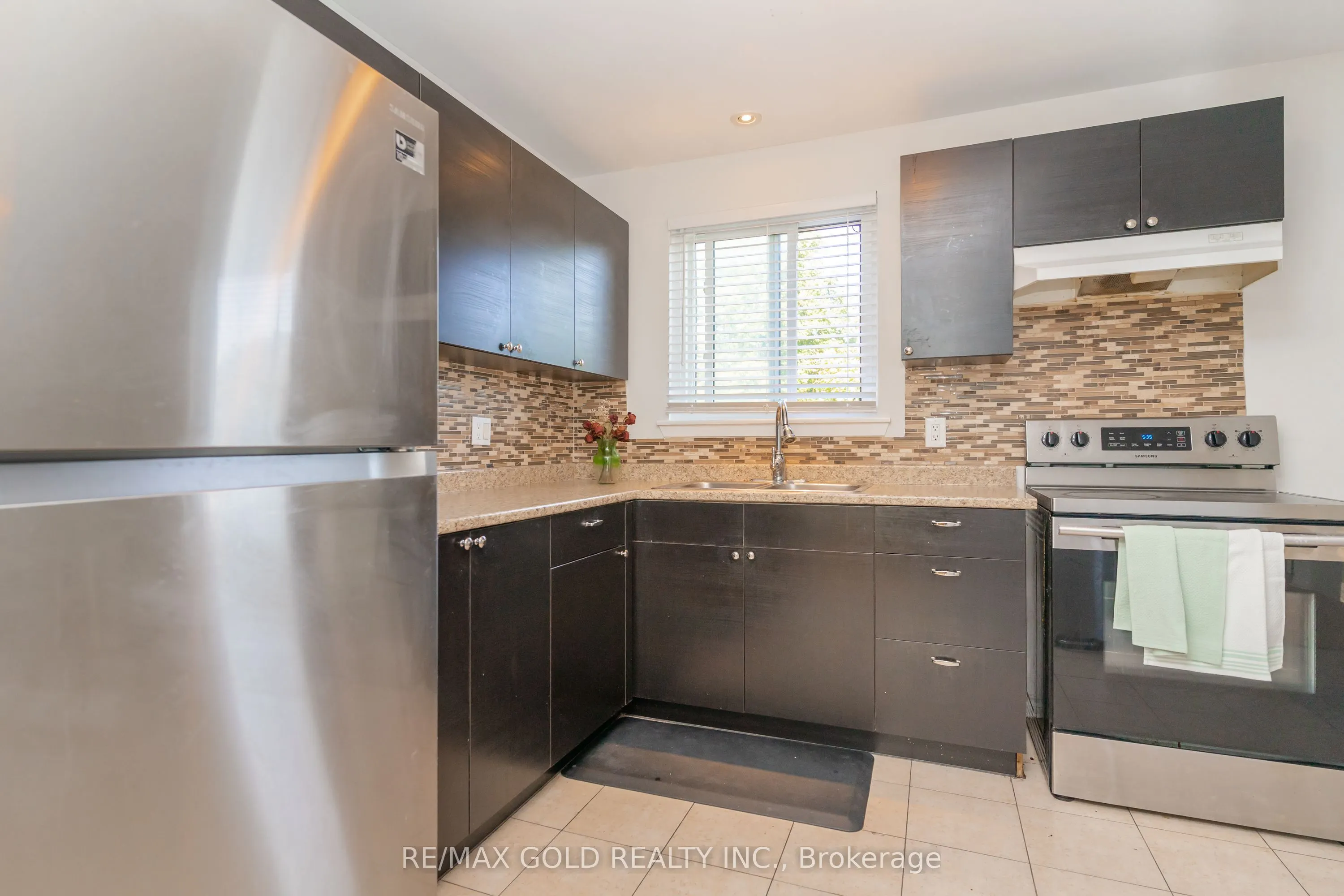 57 GUILDFORD Crescent