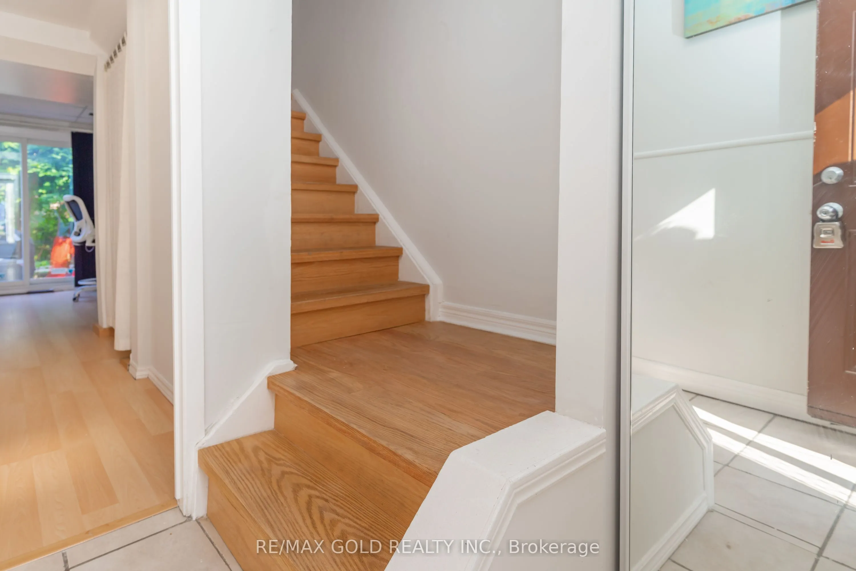 57 GUILDFORD Crescent
