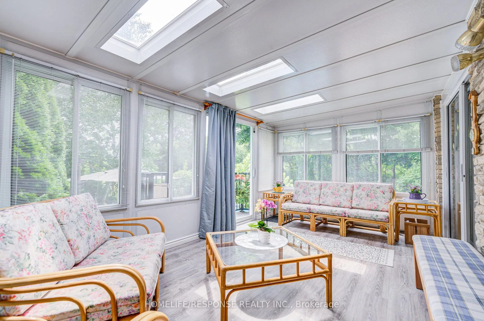 3501 AUTUMNLEAF Crescent