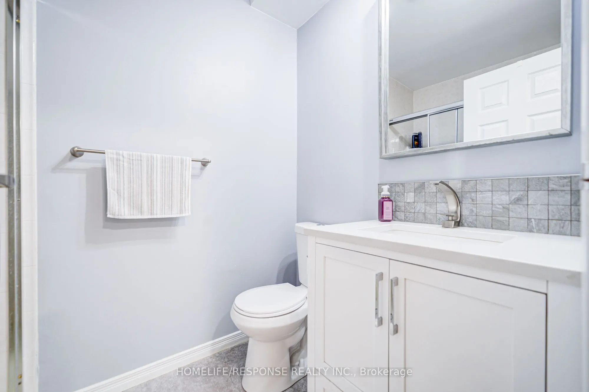 3501 AUTUMNLEAF Crescent
