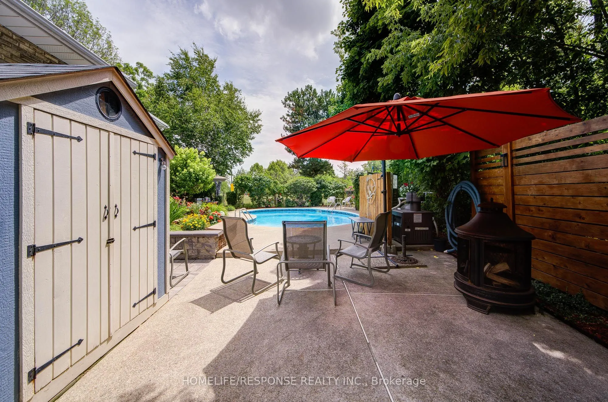 3501 AUTUMNLEAF Crescent