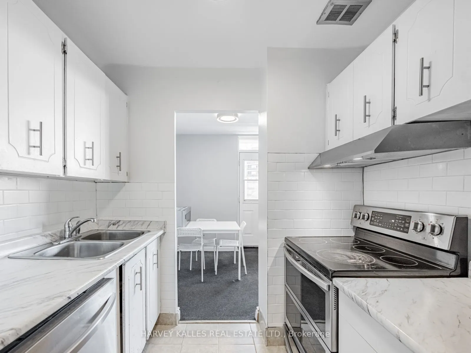 3065 Queen Frederica Drive, #505