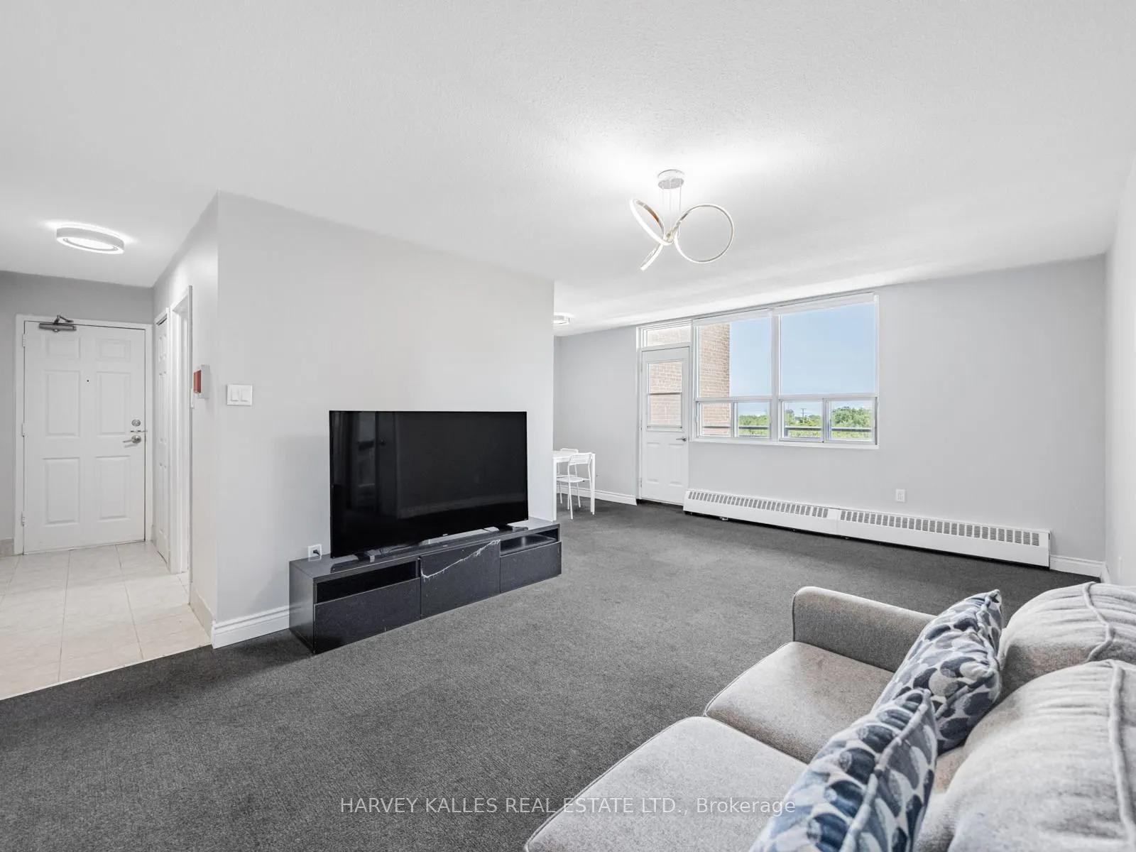 3065 Queen Frederica Drive, #505