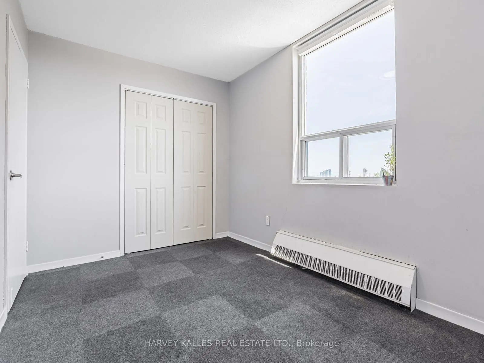 3065 Queen Frederica Drive, #505