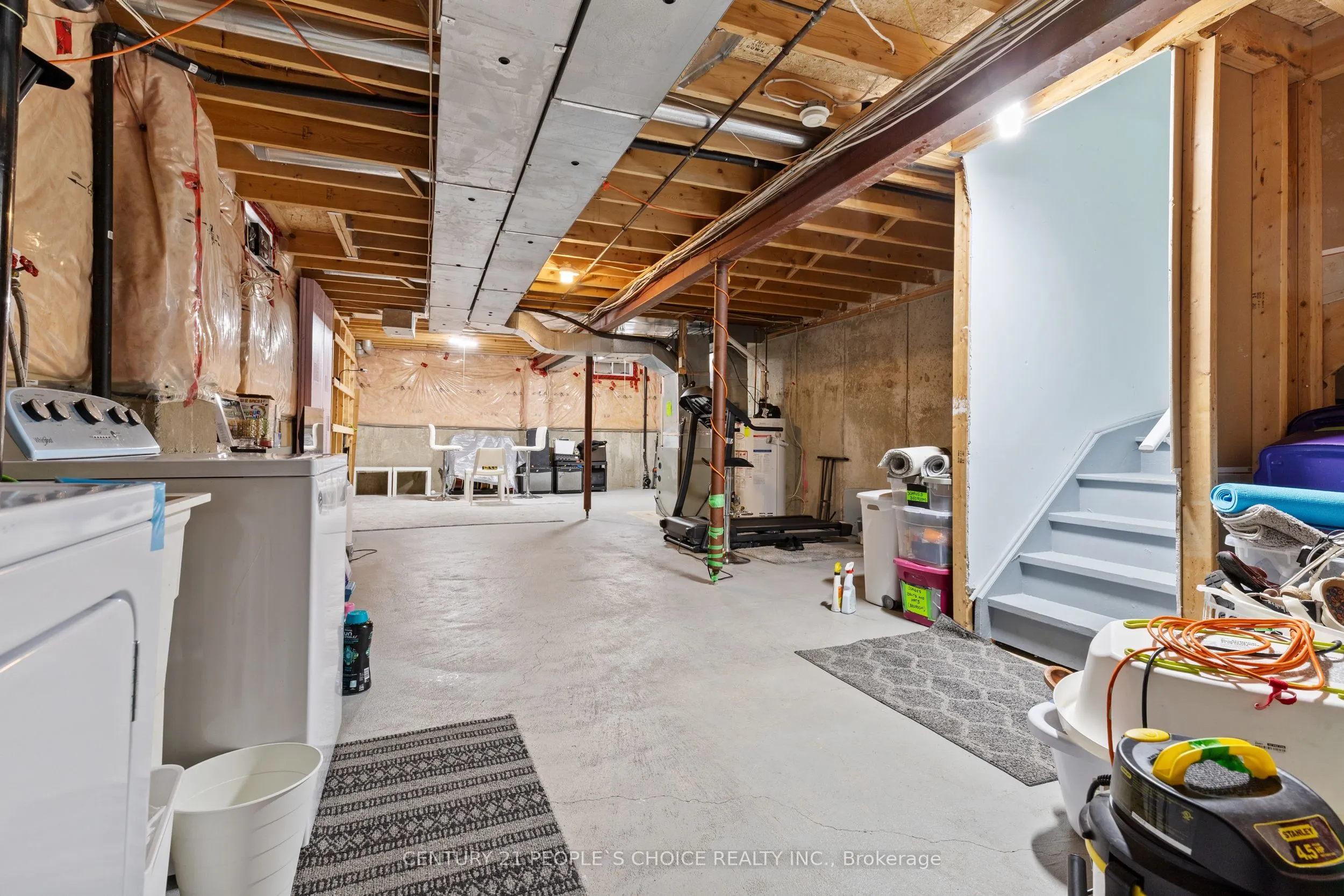 44 Roadmaster Lane