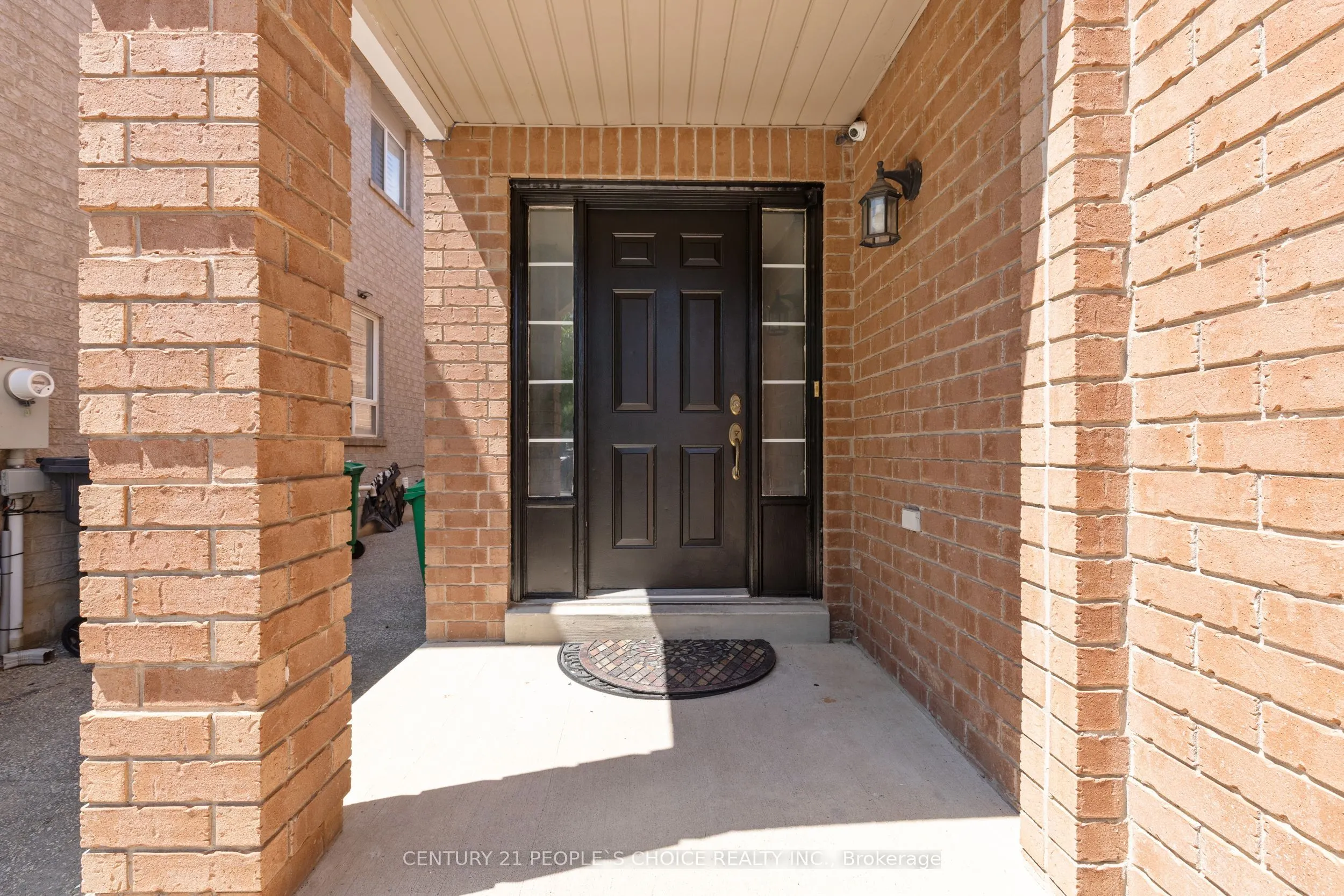 44 Roadmaster Lane