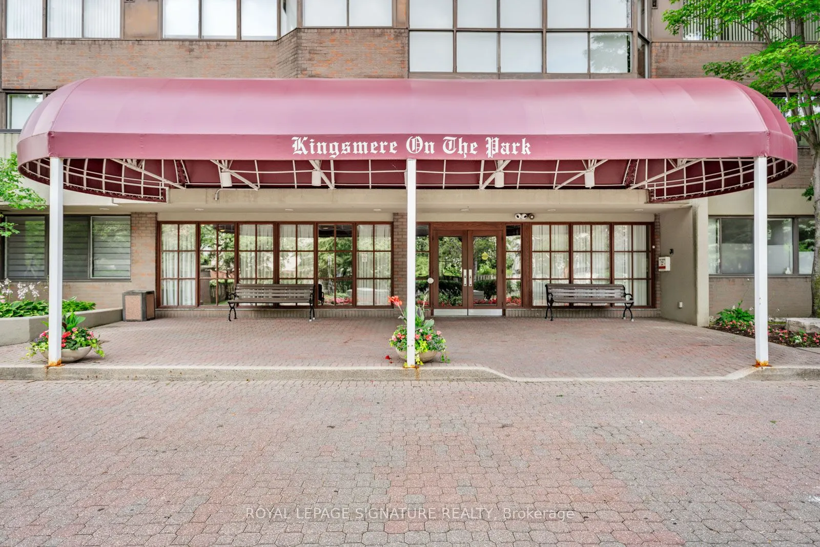 880 Dundas Street W, #LPH4