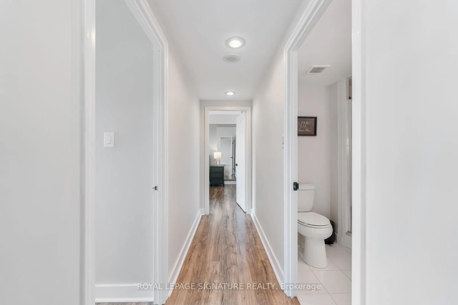880 Dundas Street W, #LPH4