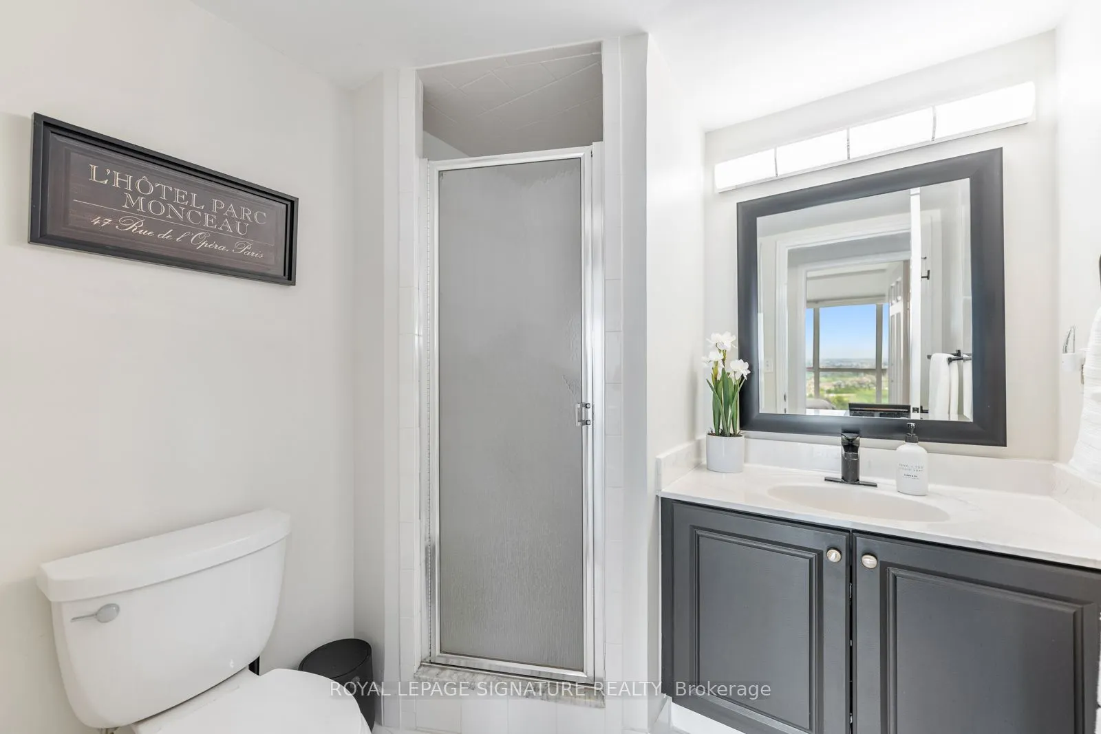 880 Dundas Street W, #LPH4