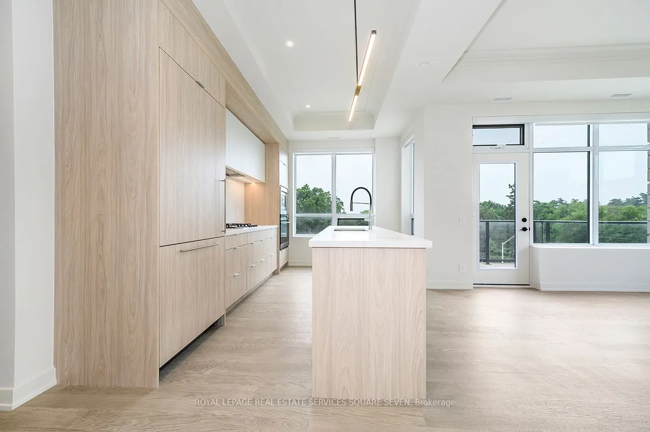 123 Maurice Drive, #412