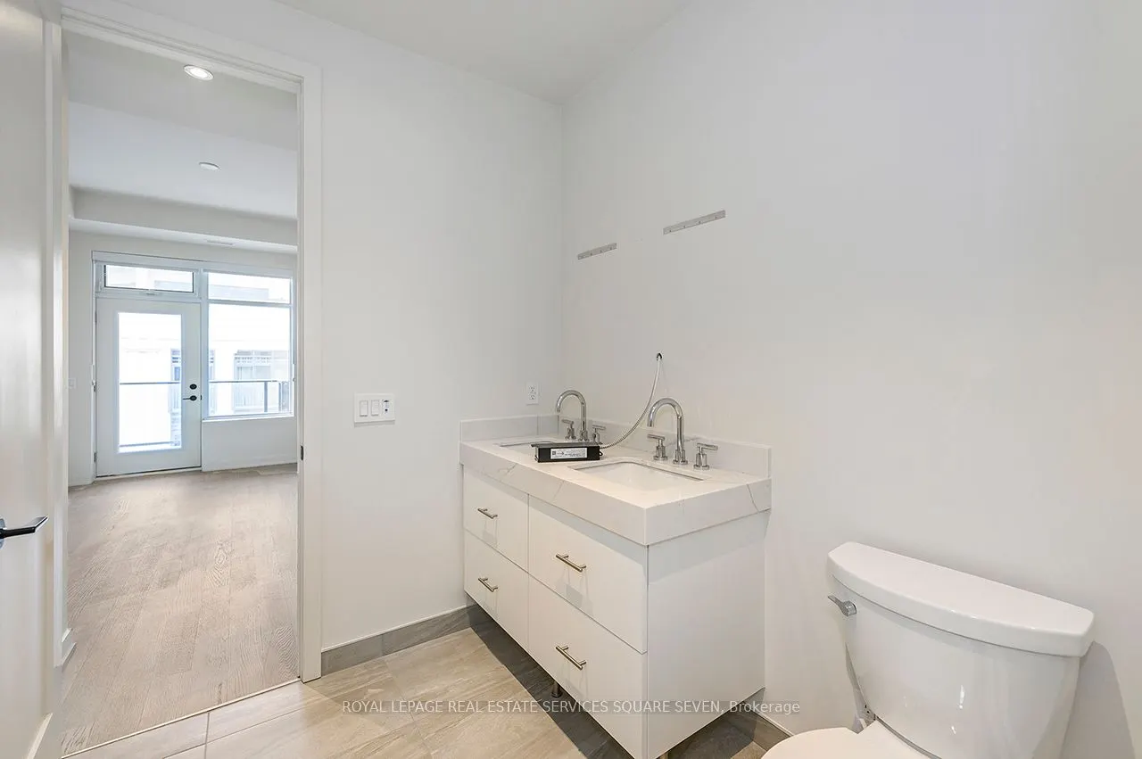 123 Maurice Drive, #412