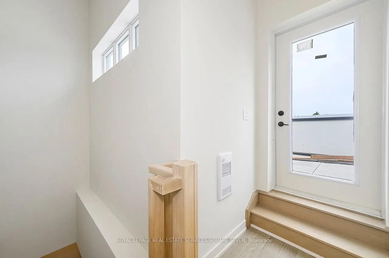 123 Maurice Drive, #412