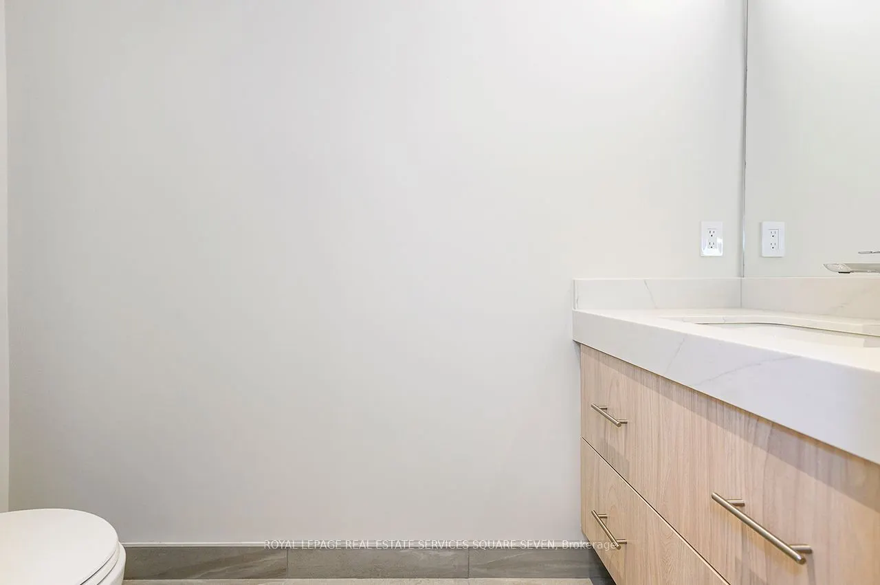 123 Maurice Drive, #412