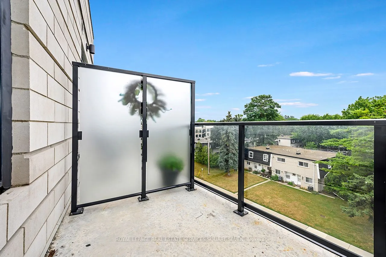 123 Maurice Drive, #412