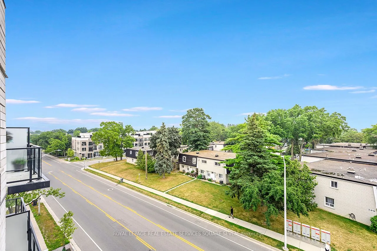123 Maurice Drive, #412