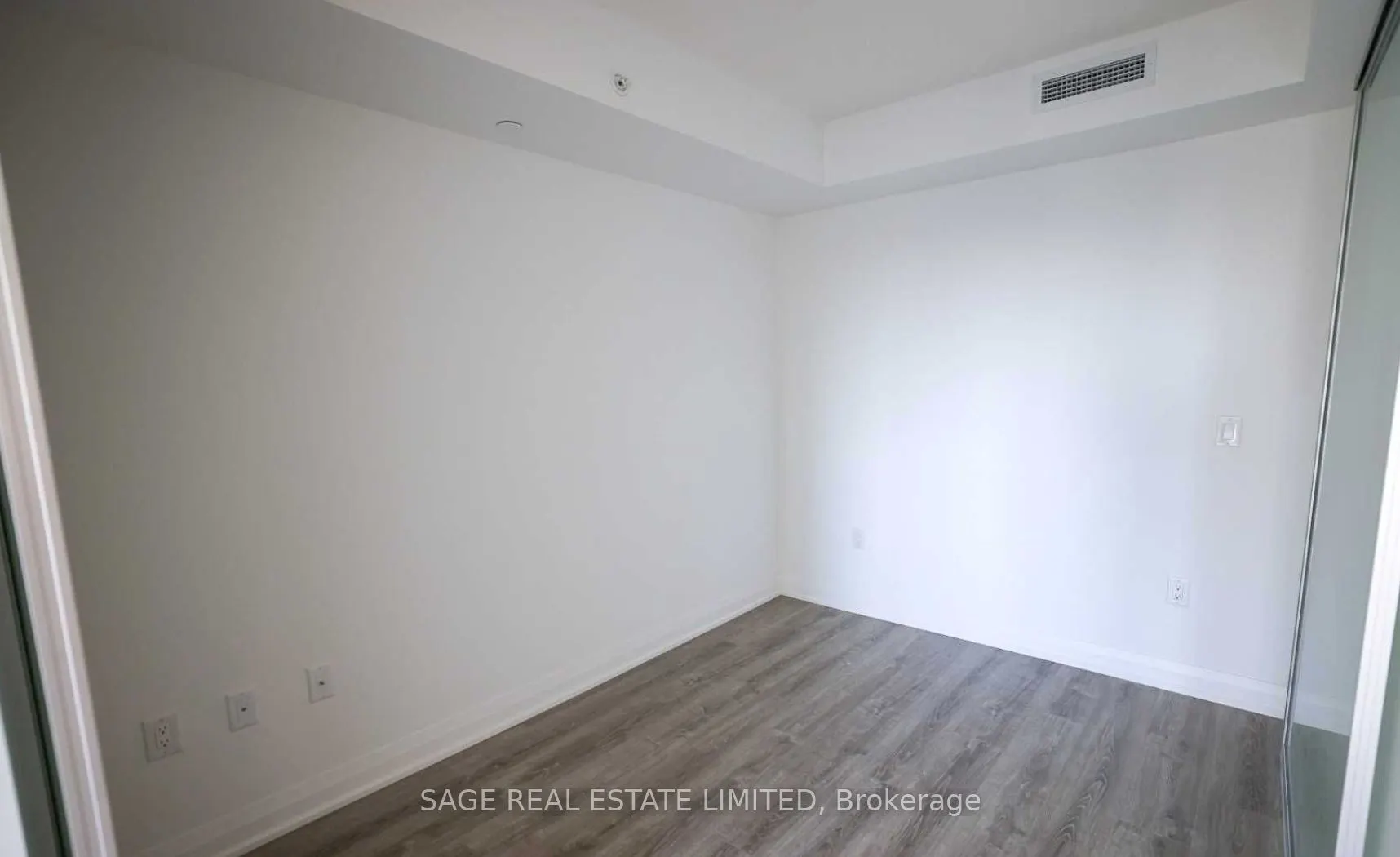 10 Gibbs Road, #625