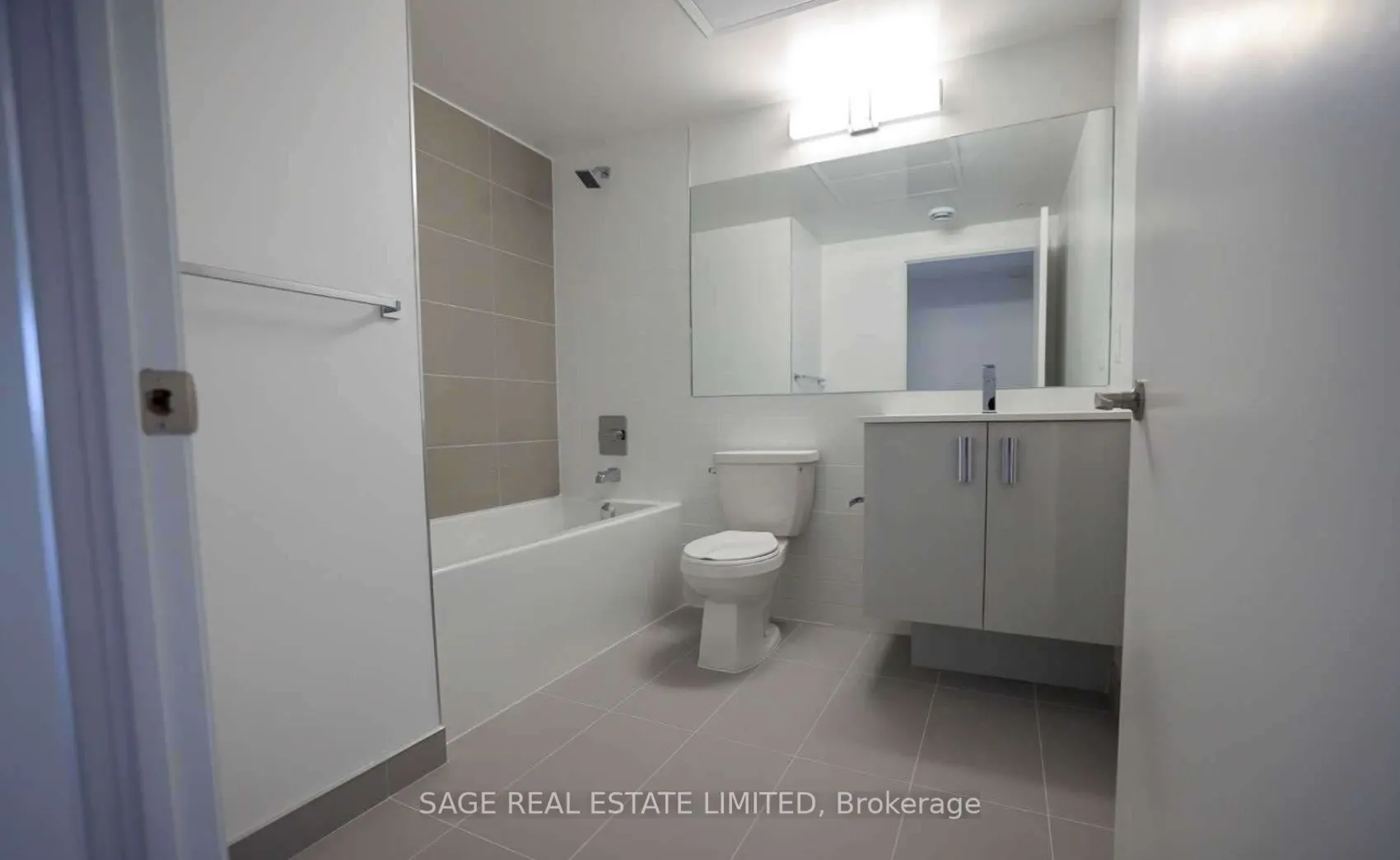 10 Gibbs Road, #625