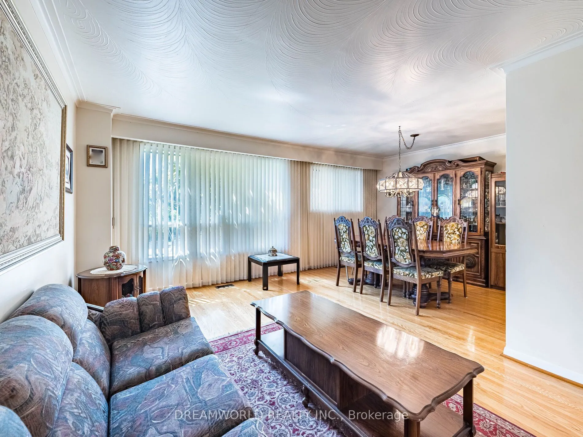 1 Friary Court
