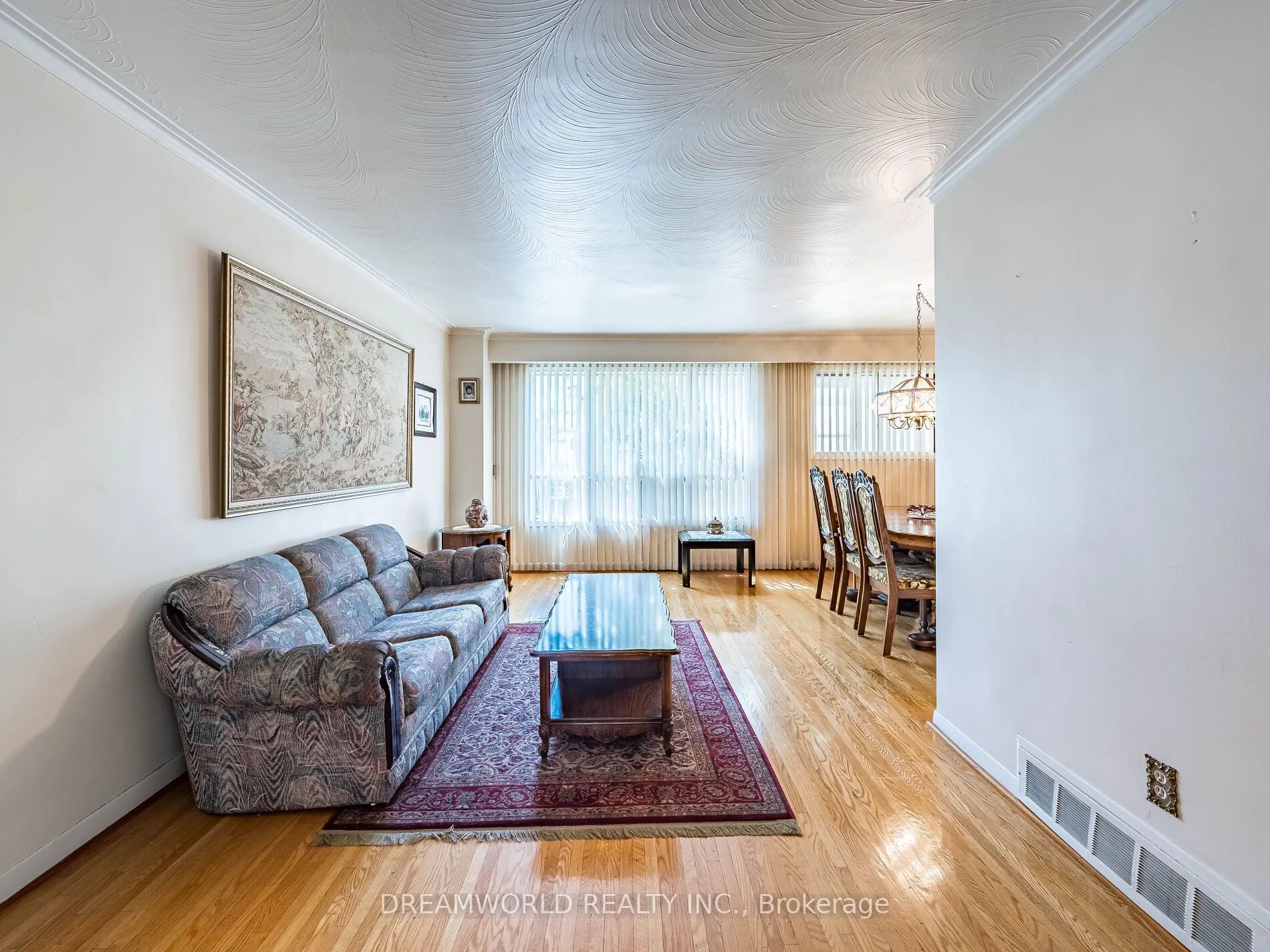 1 Friary Court