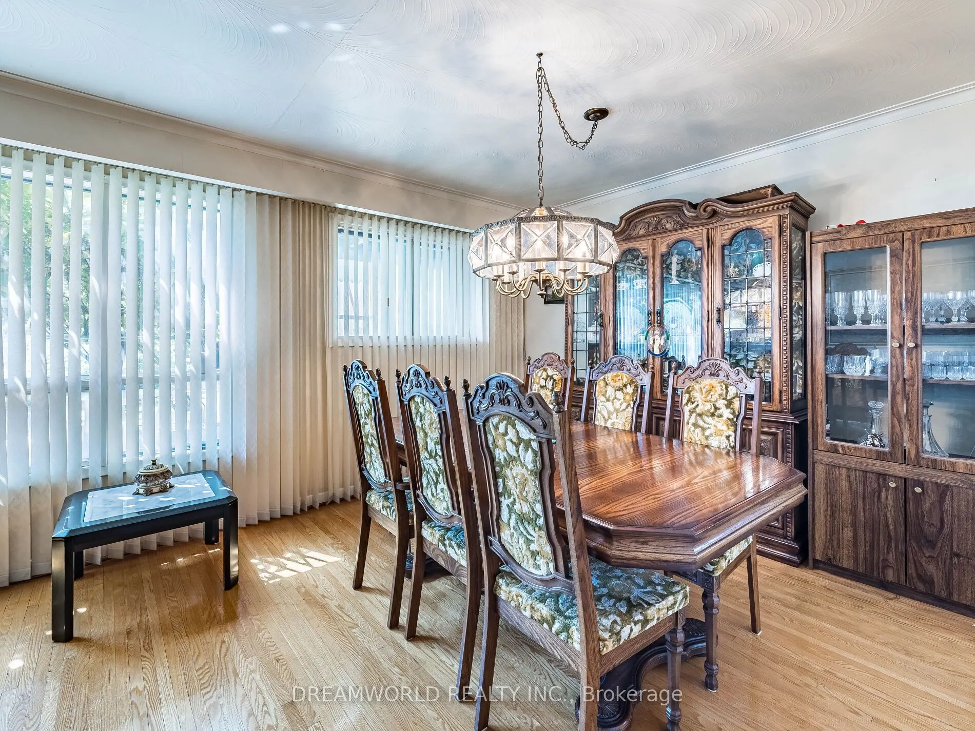 1 Friary Court