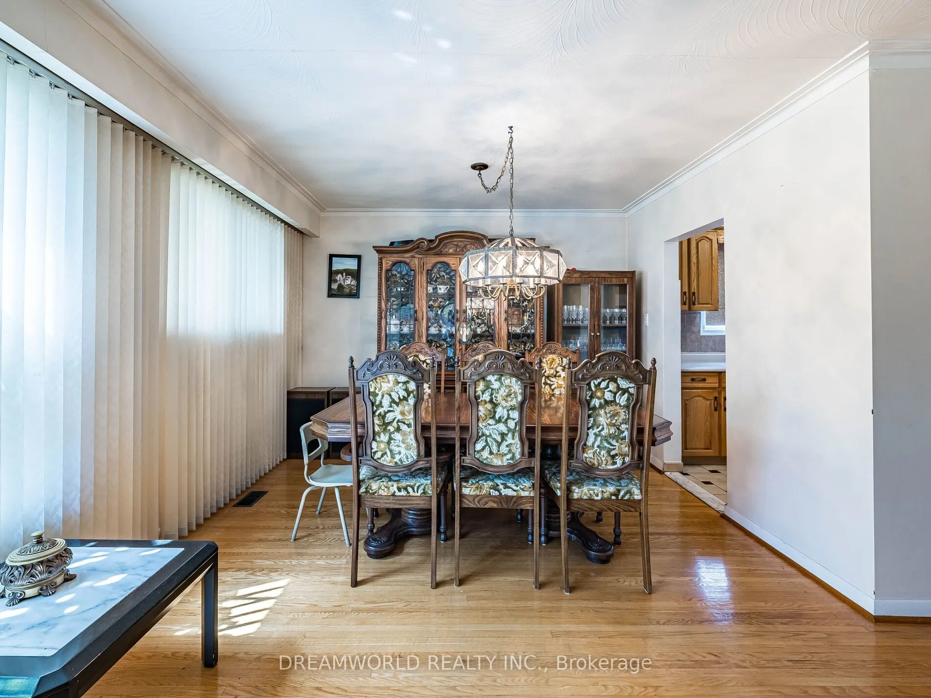 1 Friary Court