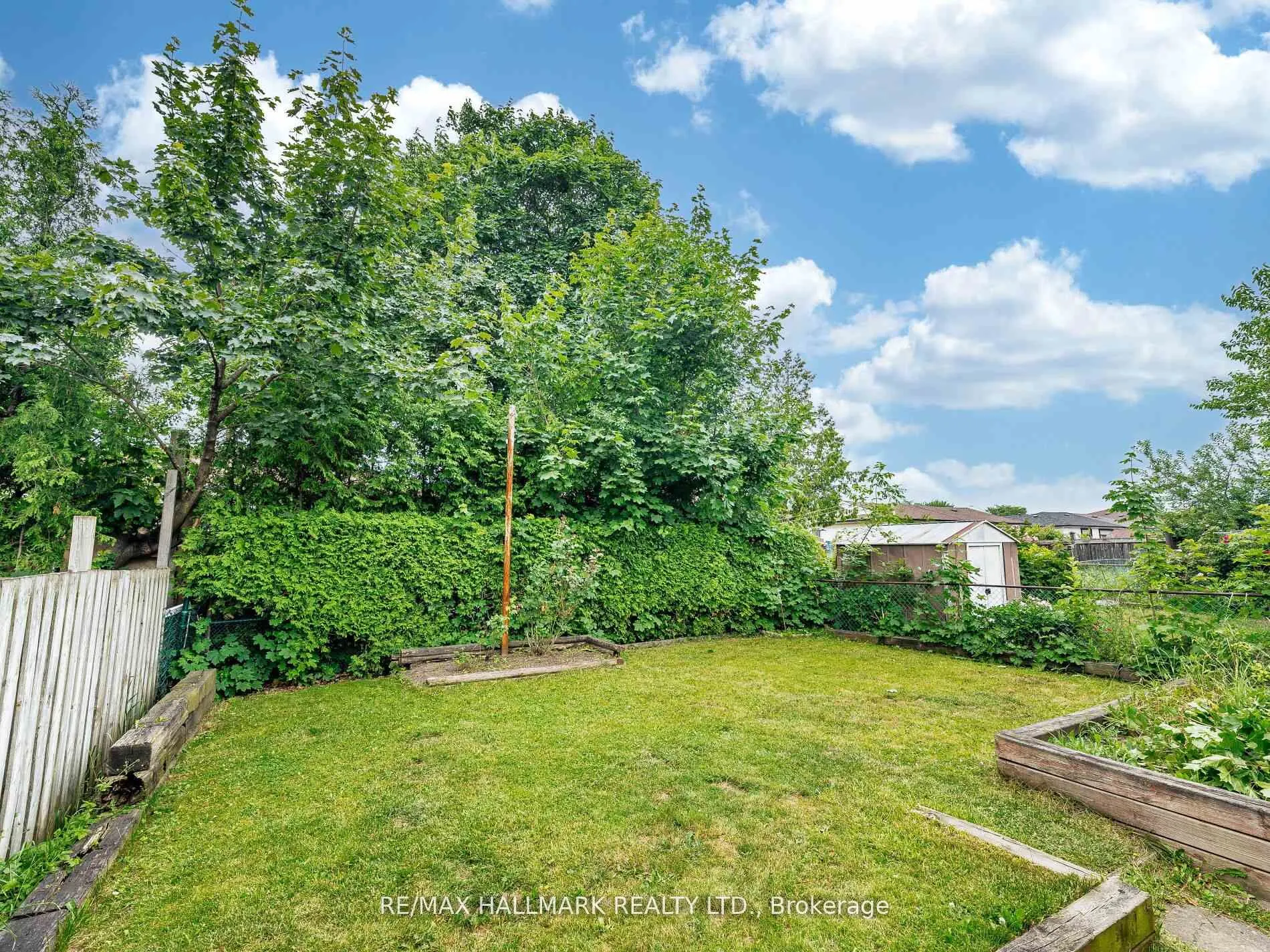 7232 Redfox Road