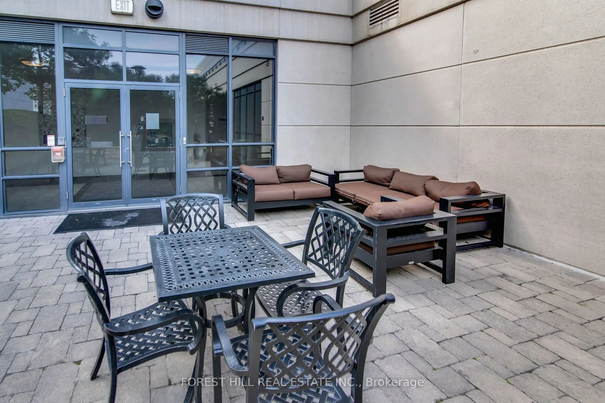 6 Eva Road, #2405