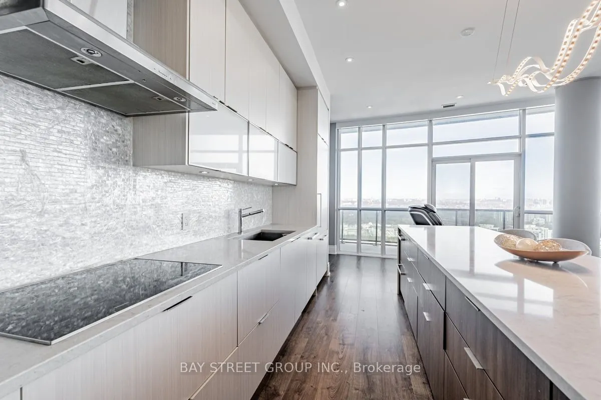 80 Marine Parade Drive, #LPH01