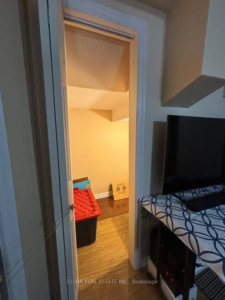 4 Lonestar Crescent, #Basement