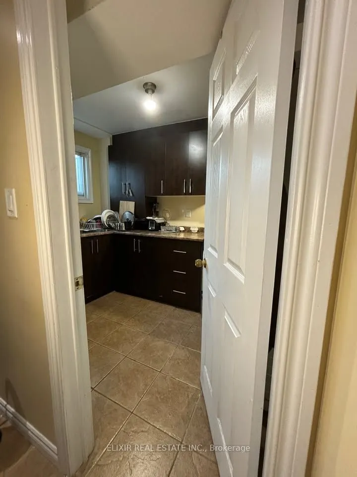 4 Lonestar Crescent, #Basement