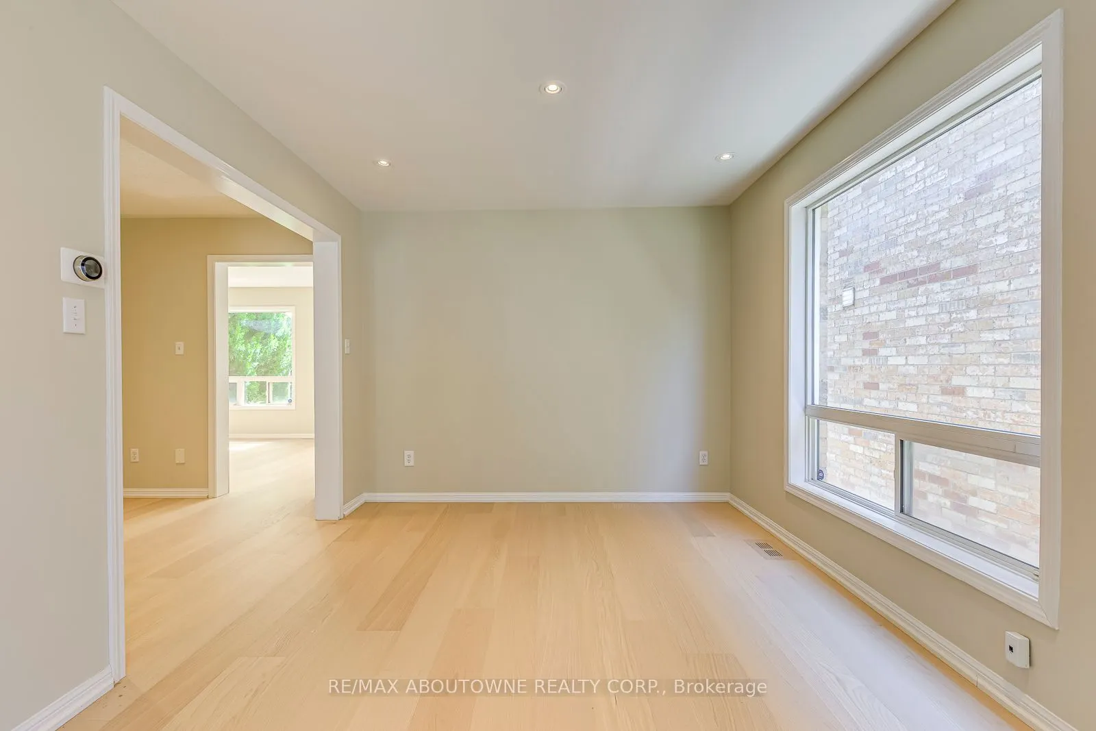 3037 Abernathy Way