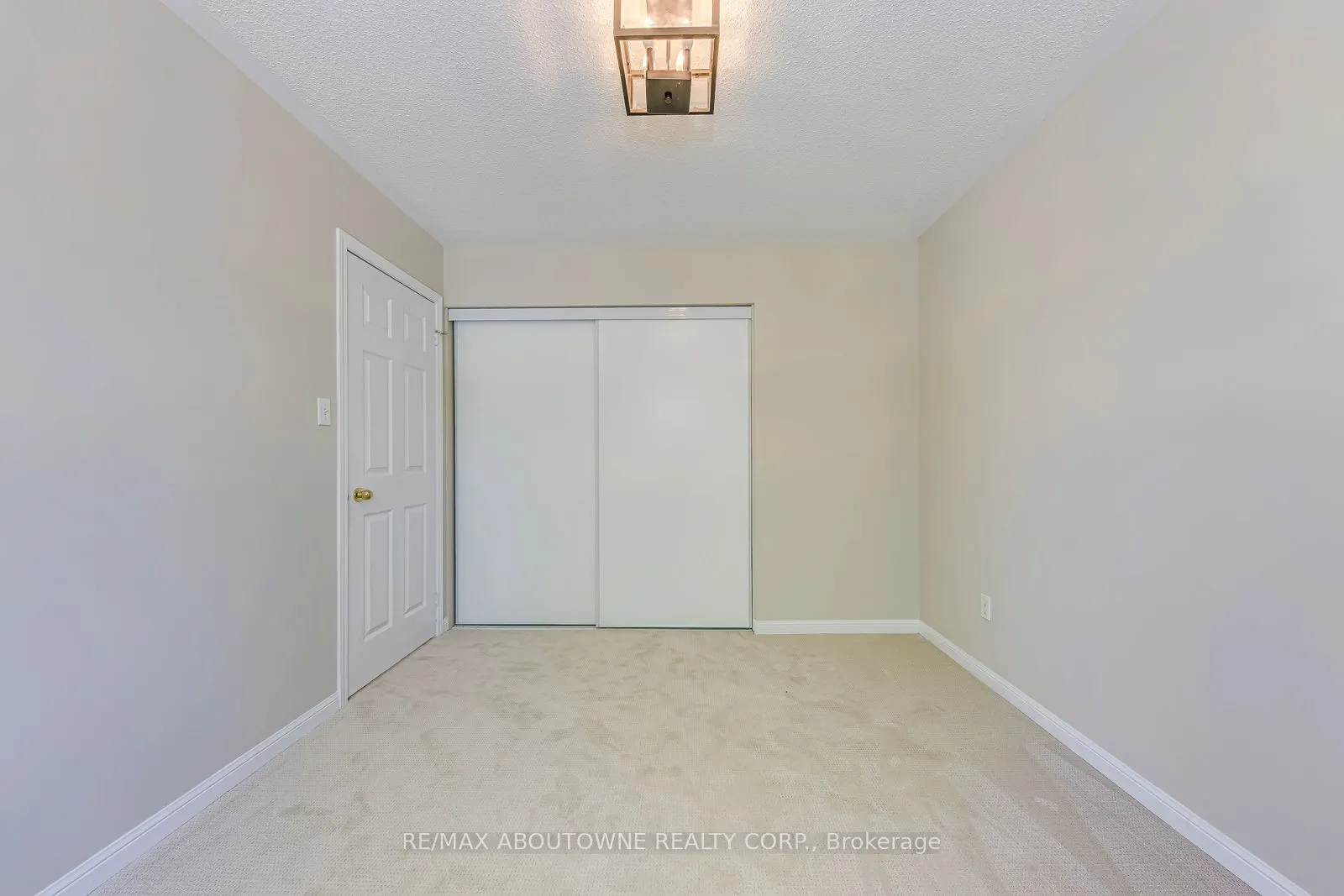 3037 Abernathy Way