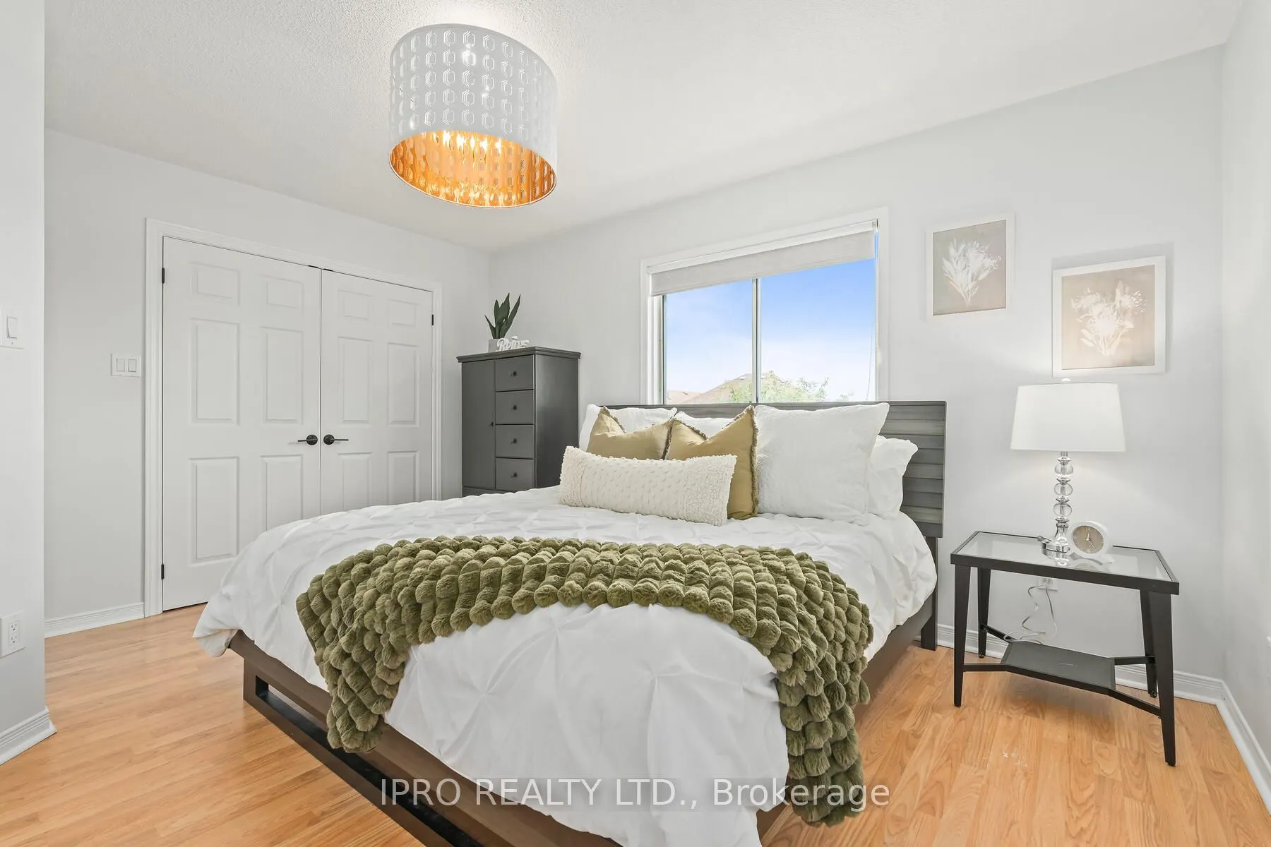 142 Richwood Crescent