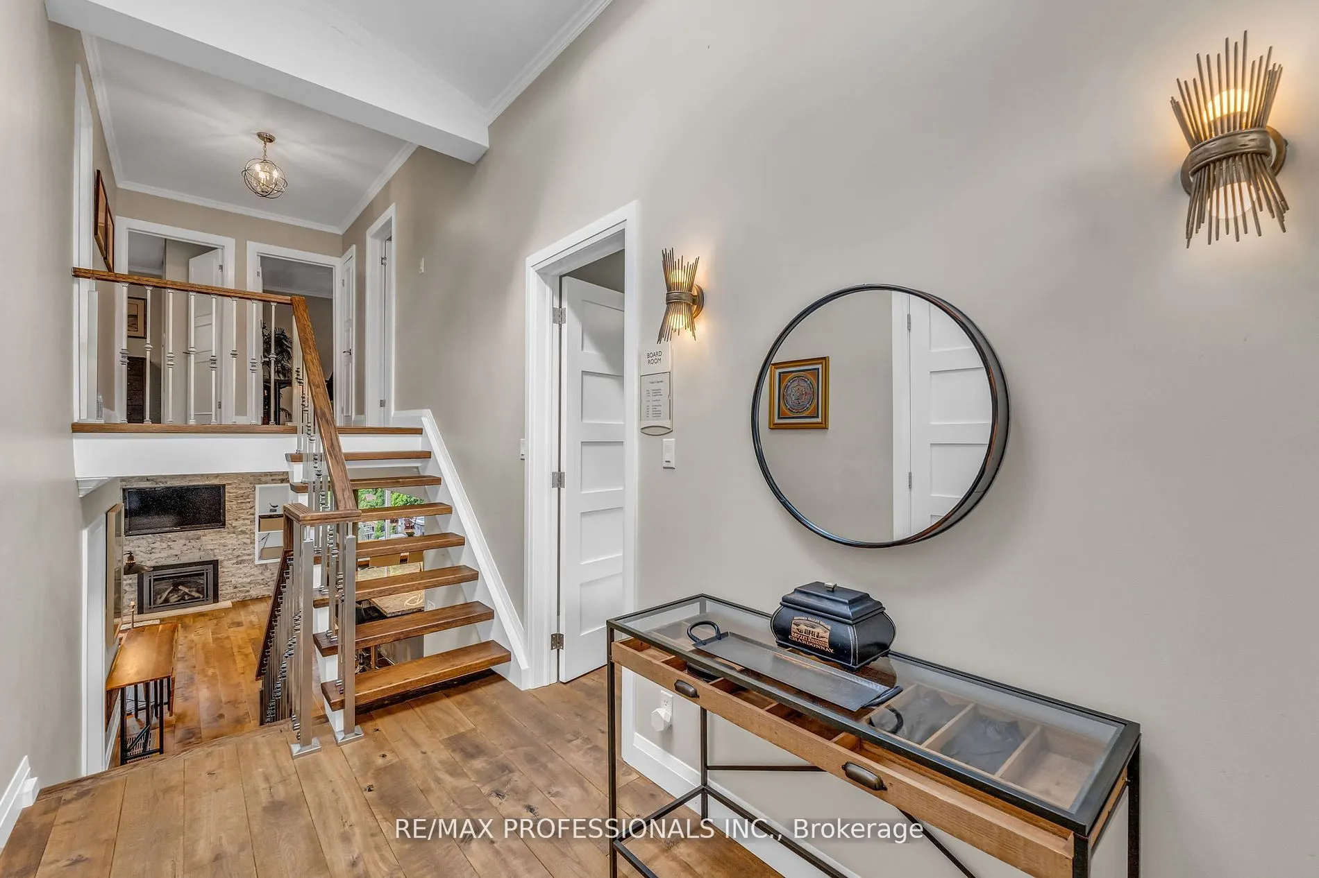 53 Decarie Circle