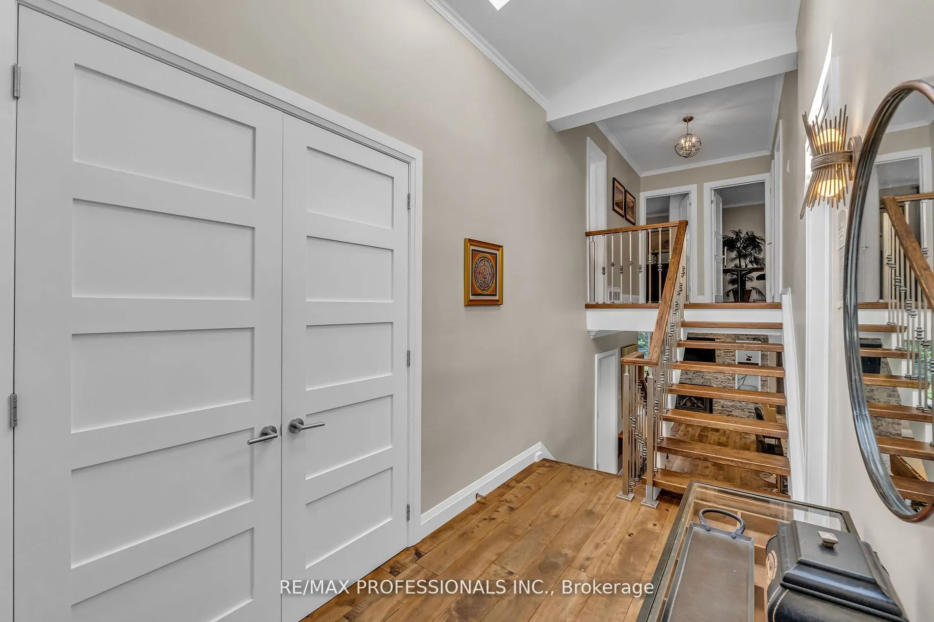 53 Decarie Circle