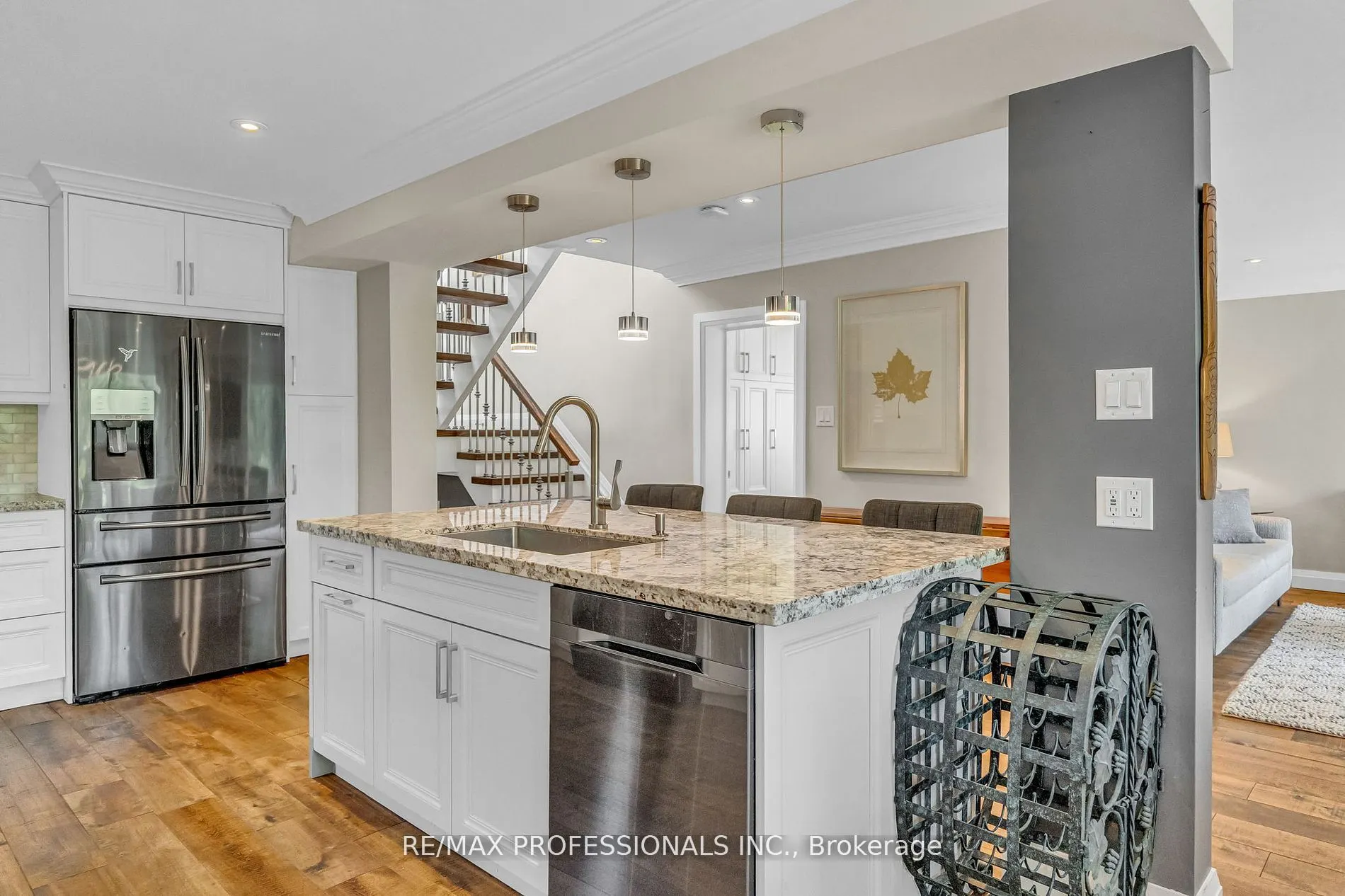 53 Decarie Circle
