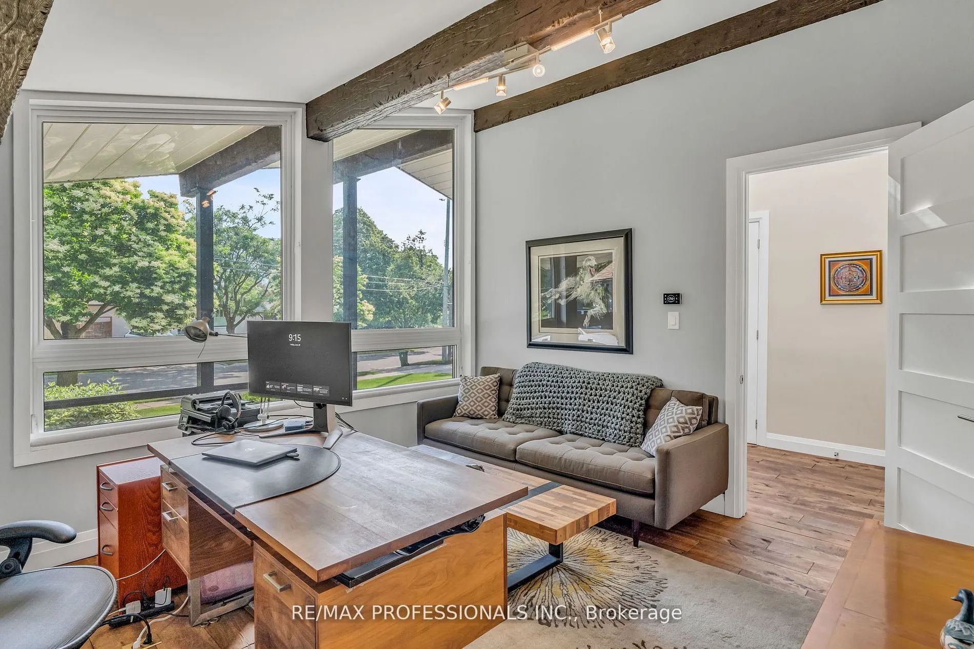 53 Decarie Circle