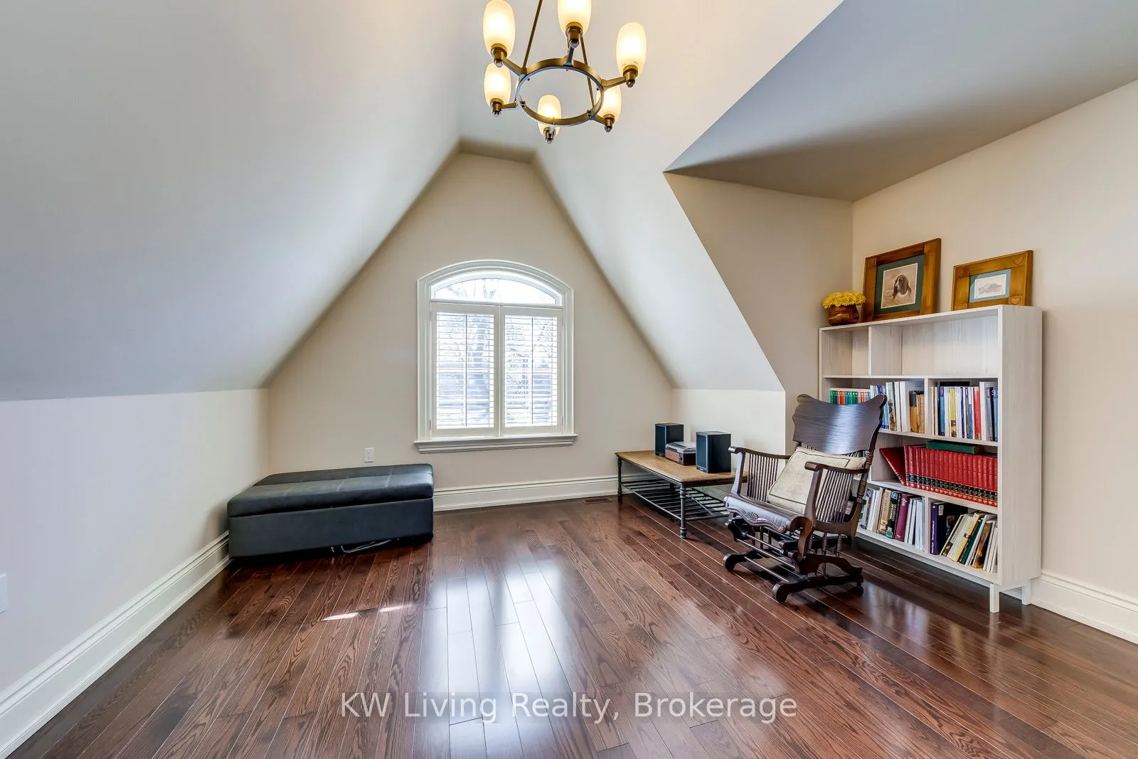 70 Hartfield Road