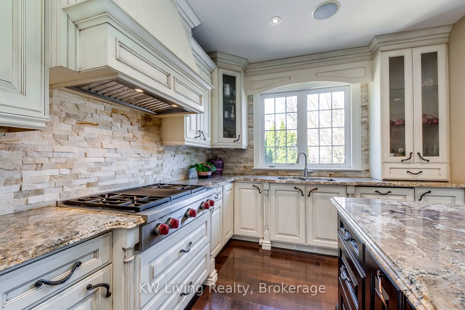 70 Hartfield Road