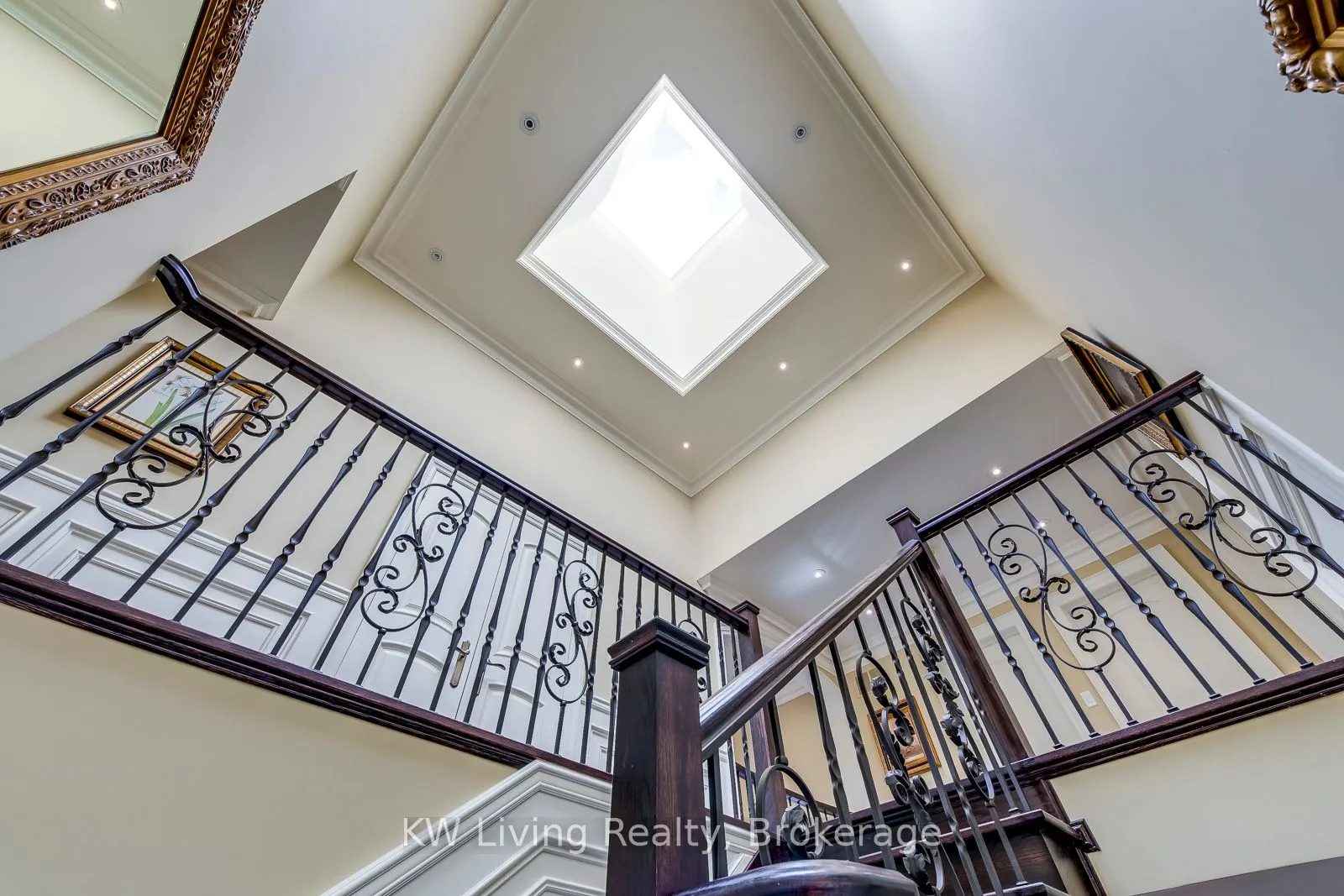 70 Hartfield Road