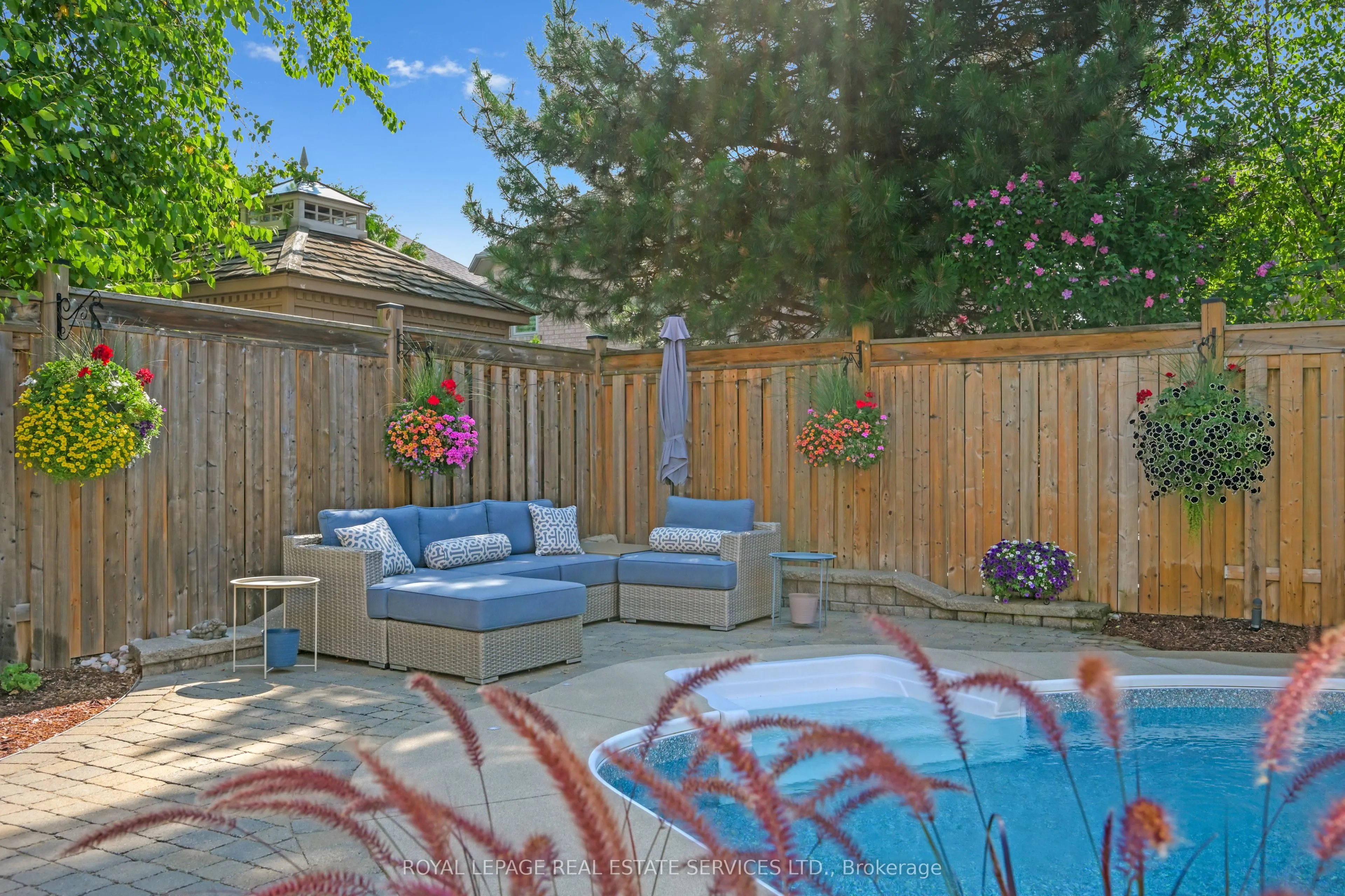 2068 Heatherwood Drive