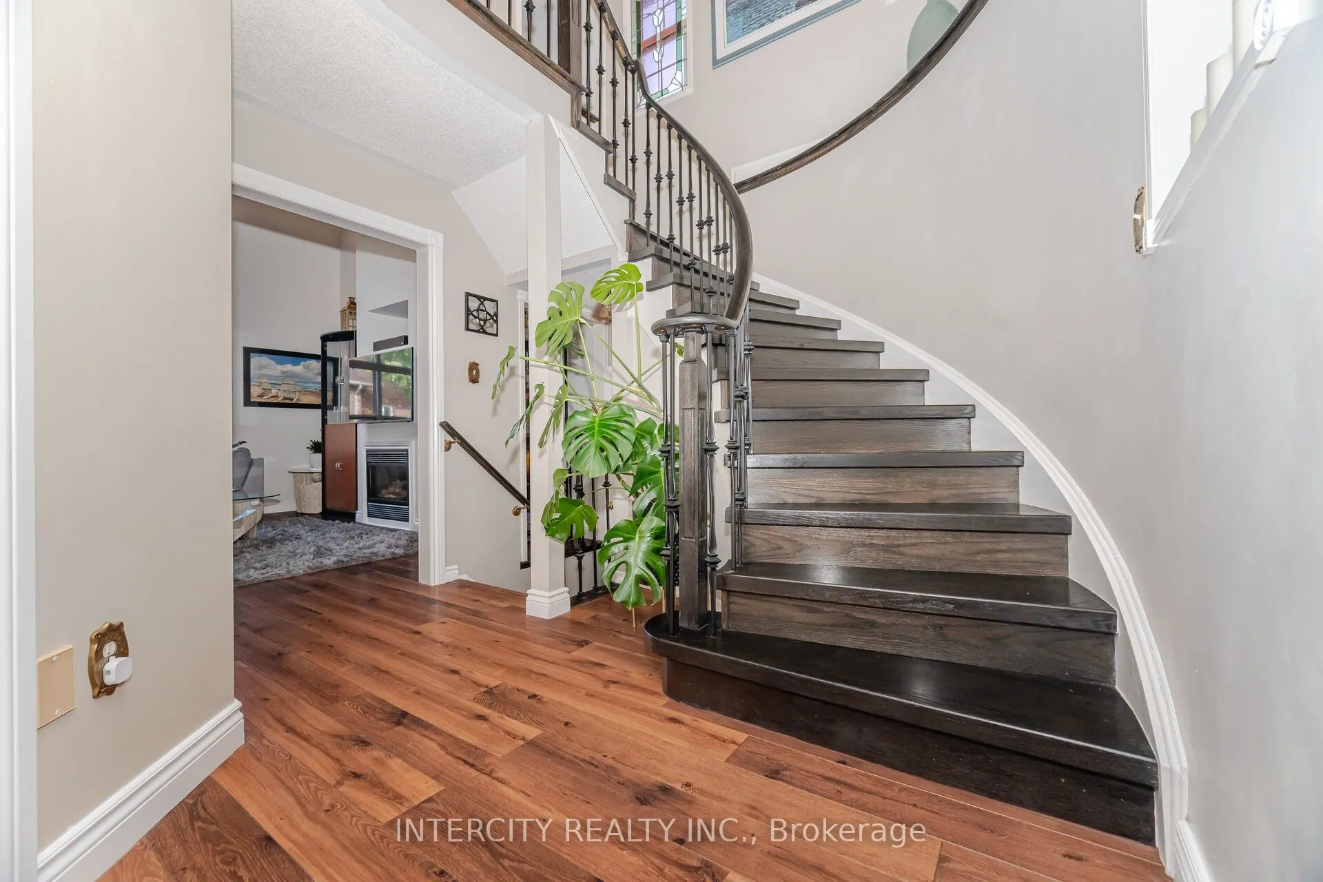 19 Aspenwood Trail