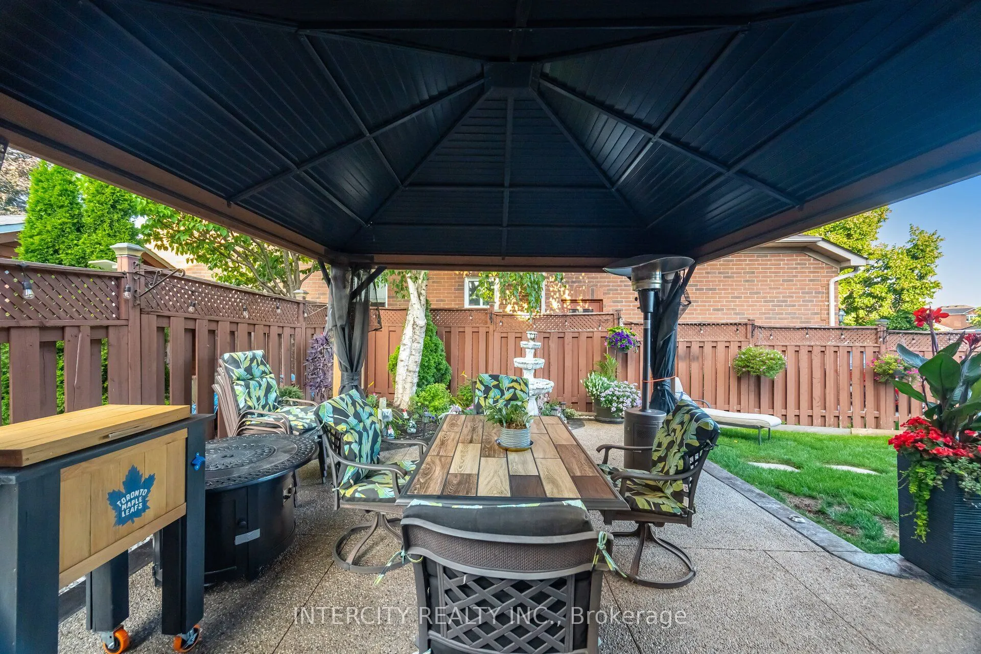 19 Aspenwood Trail