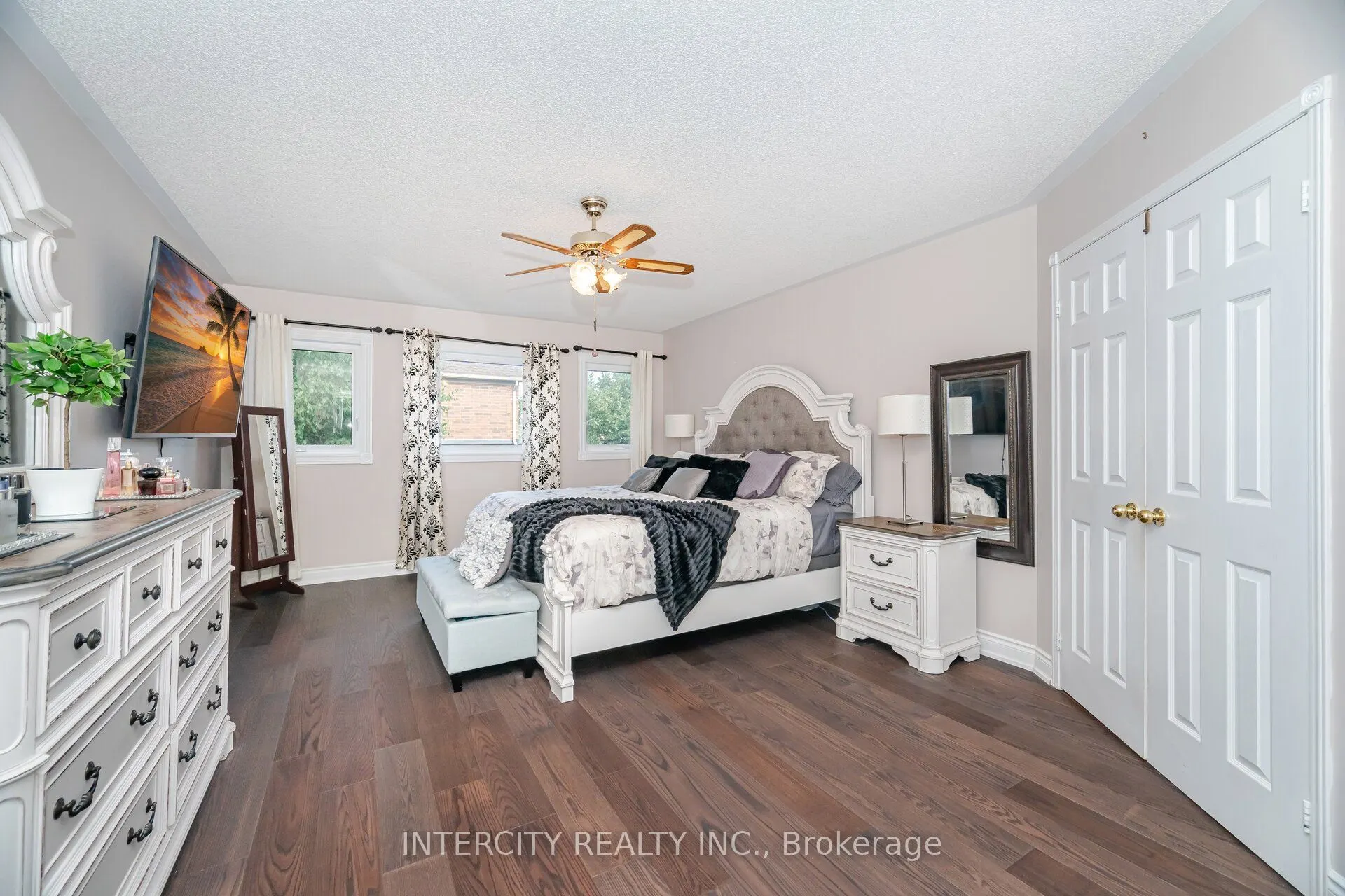 19 Aspenwood Trail