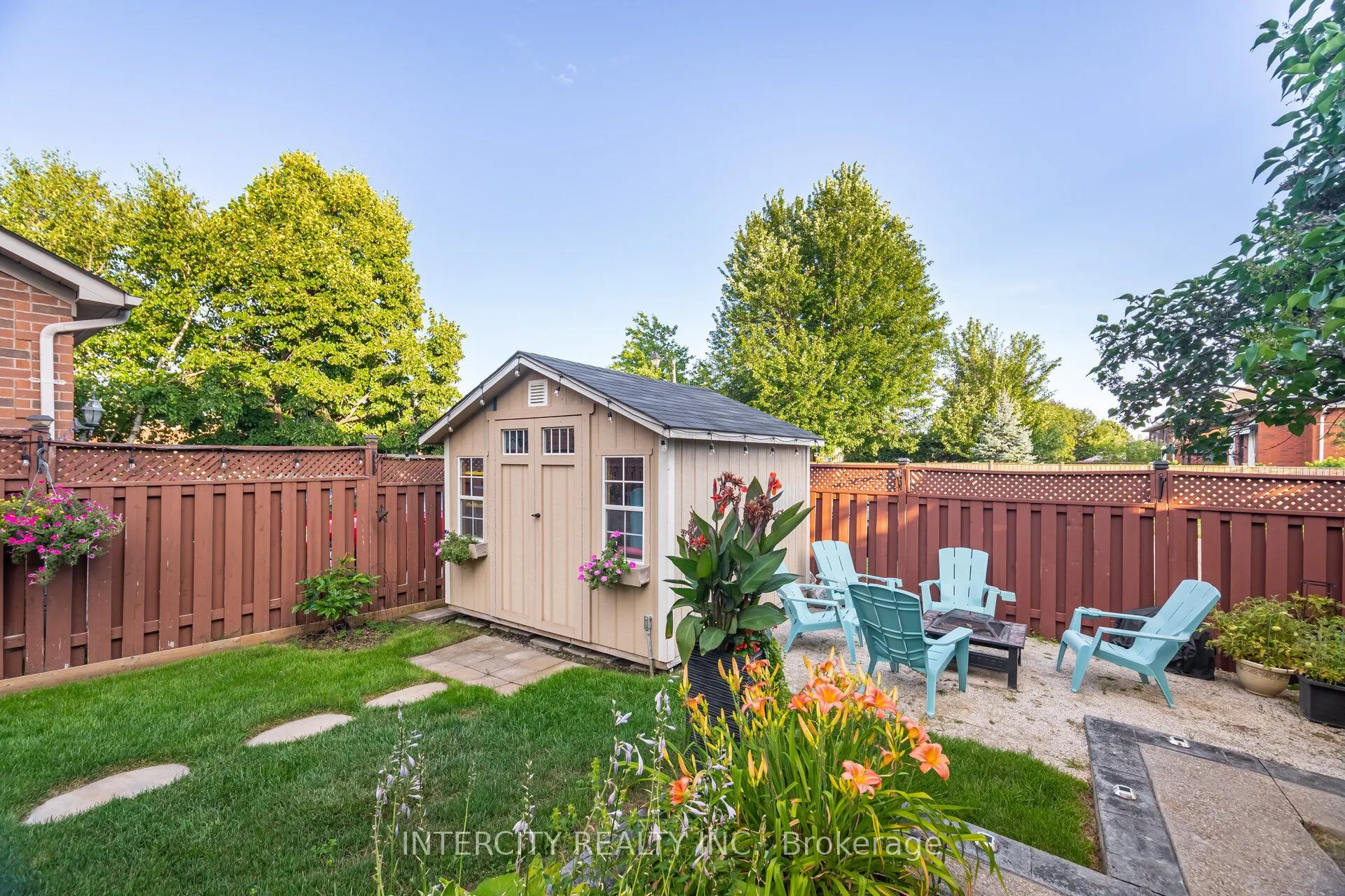 19 Aspenwood Trail