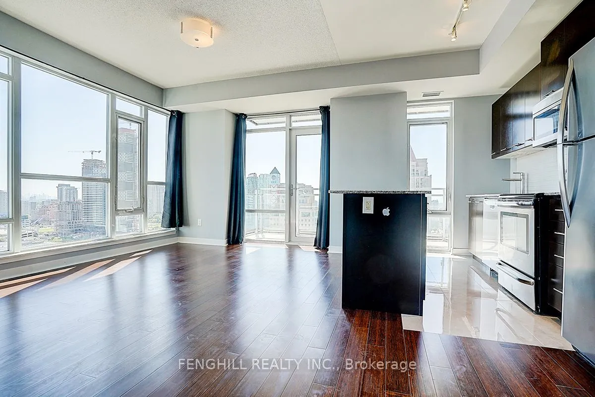 365 Prince Of Wales Drive, #2102