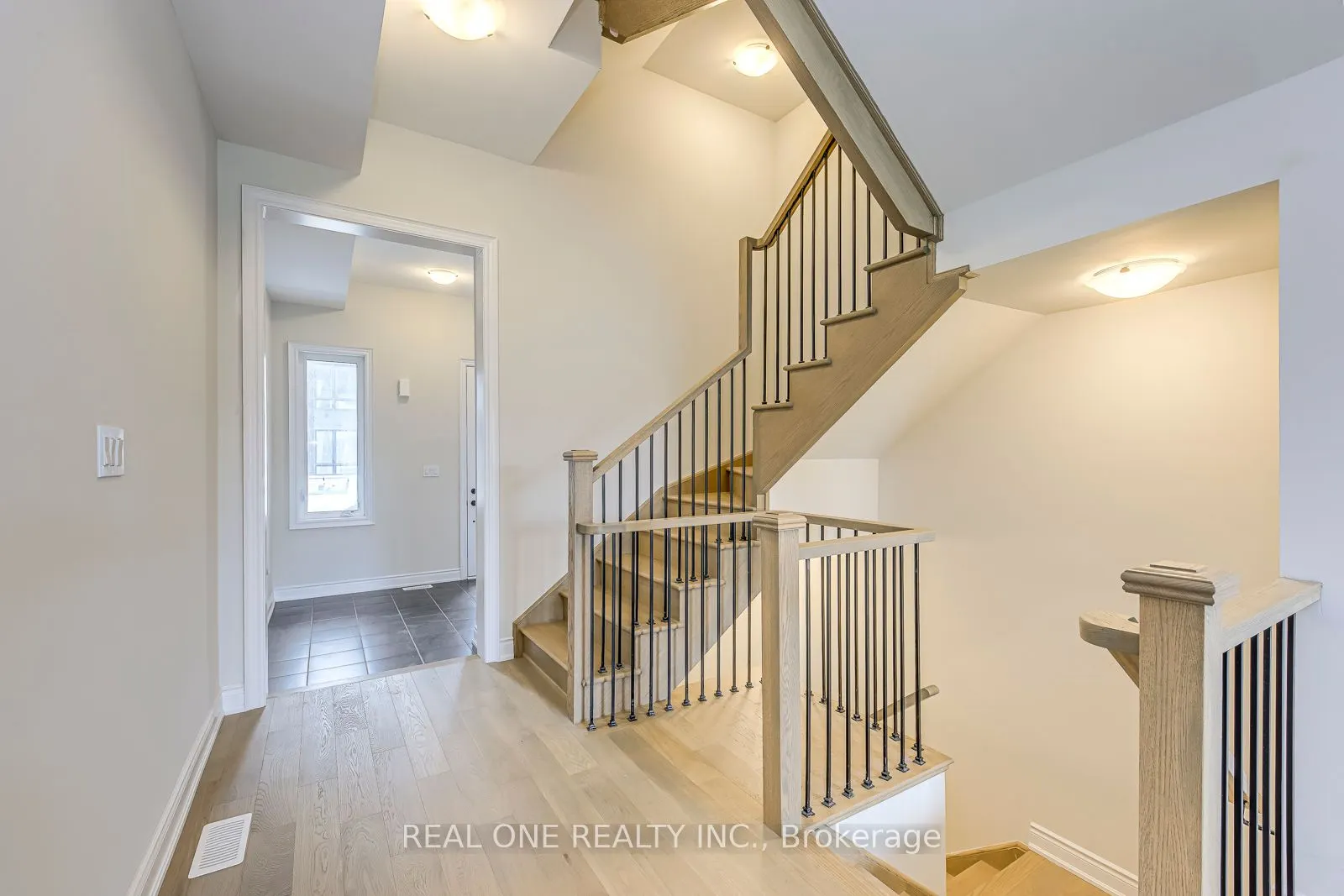 3099 Perkins Way